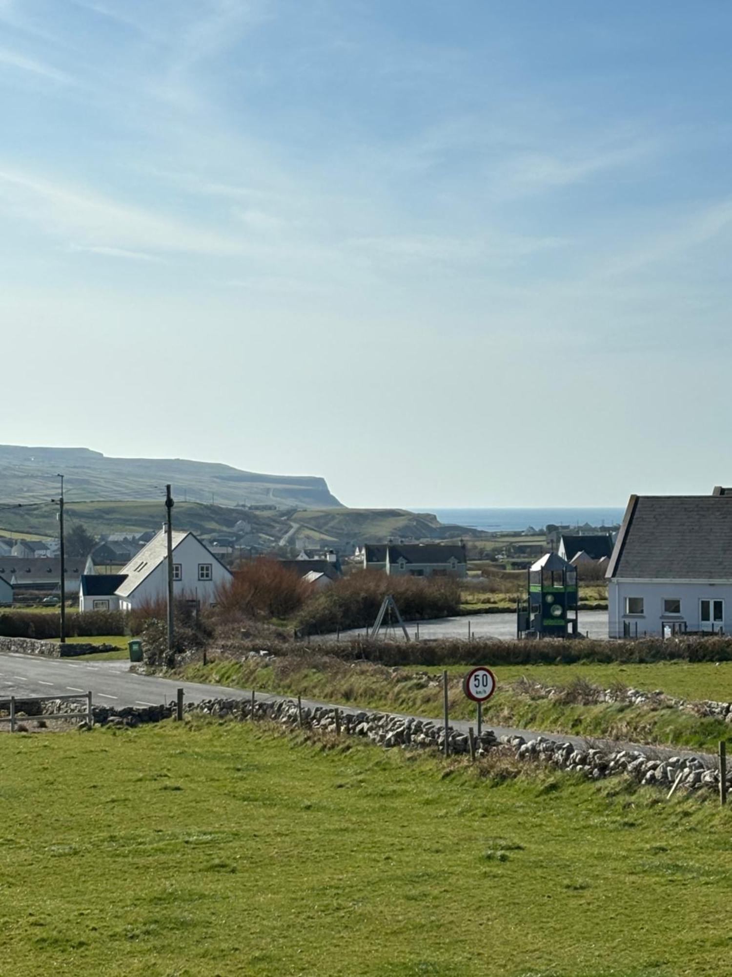 Doolin Village Accomodation Bagian luar foto