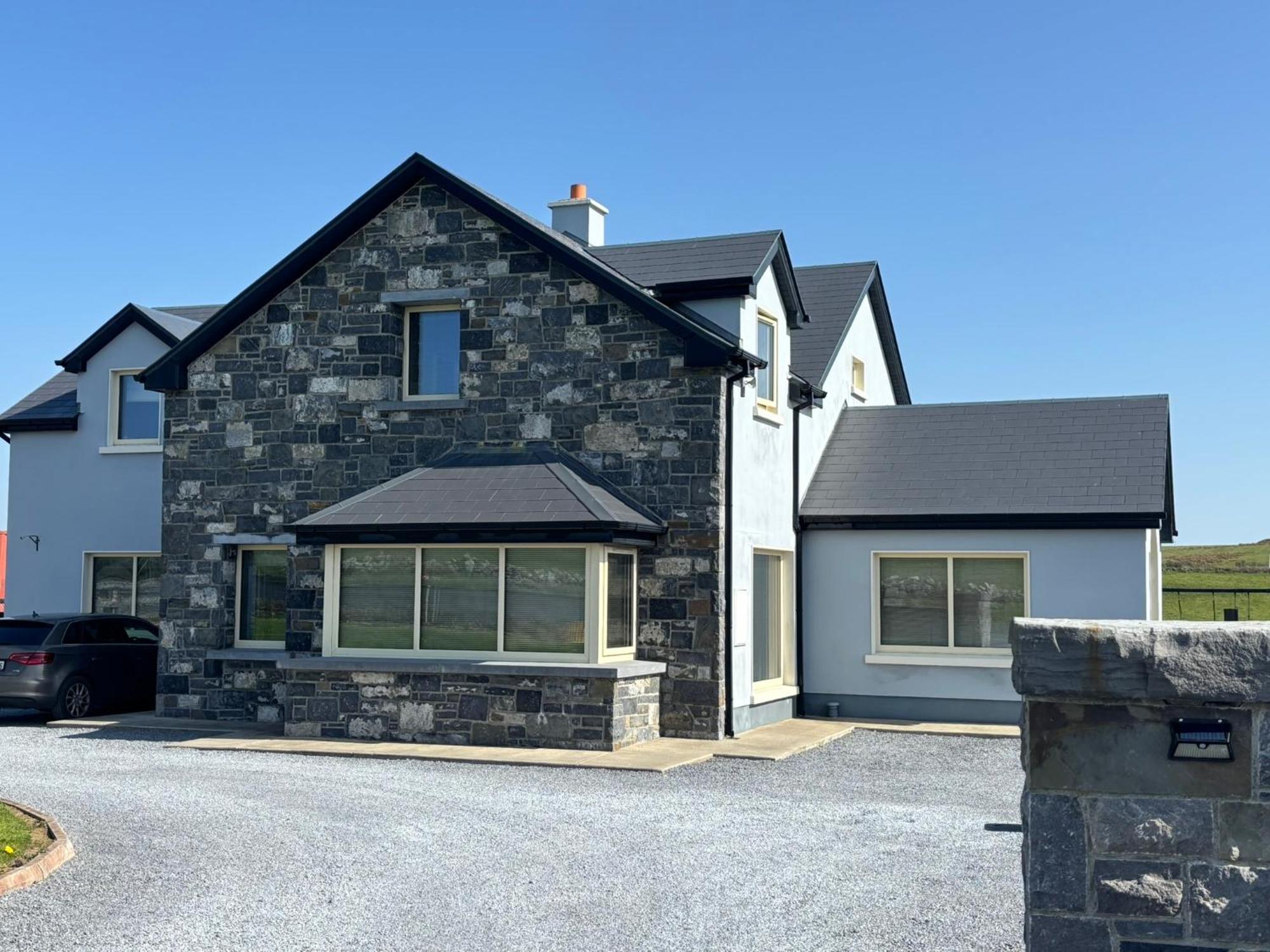 Doolin Village Accomodation Bagian luar foto